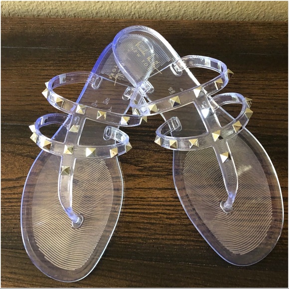 NICOLE MILLER CLEAR PYRAMID STUD SANDALS - Picture 1 of 7